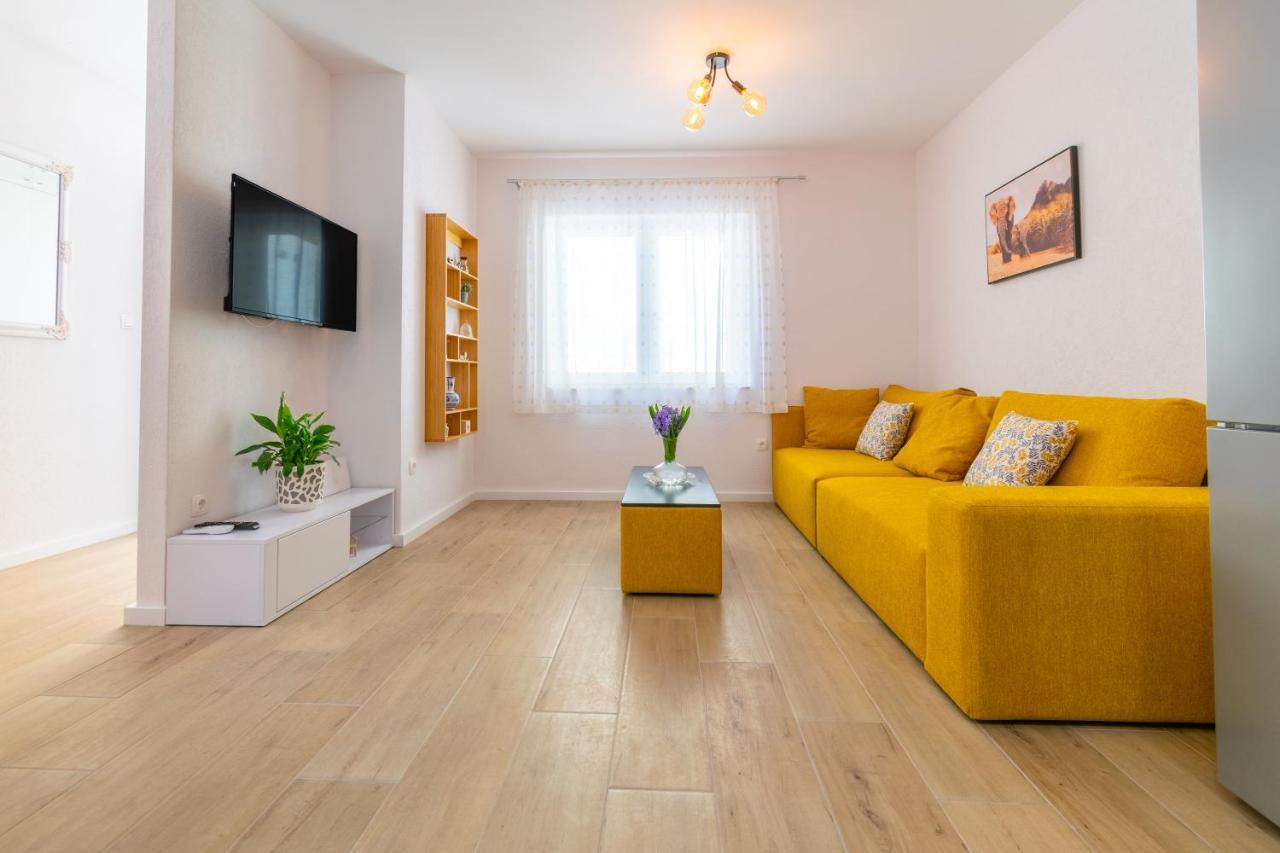 City Apartment 4 & 6 Makarska Eksteriør billede